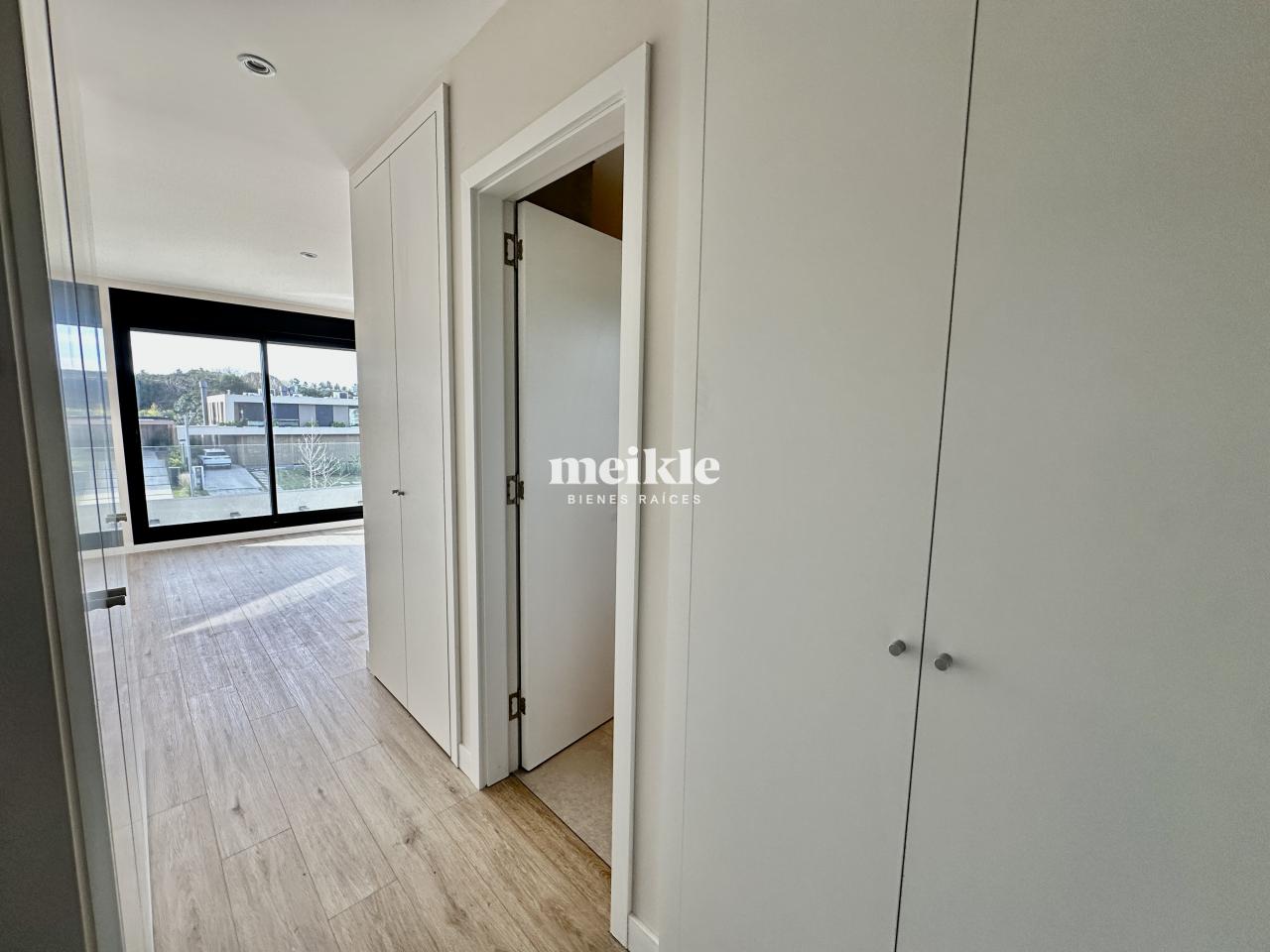 Foto 24